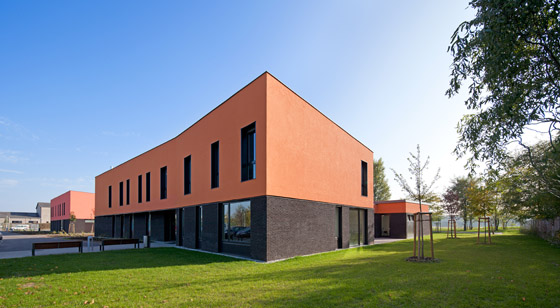 unité adultes - façade d'entrée © Luc Boegly