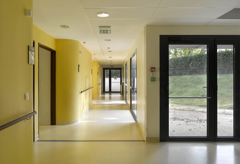 unité de soins longue durée - hôpital de Malestroit - 56 - circulation - photo Luc Boegly ©