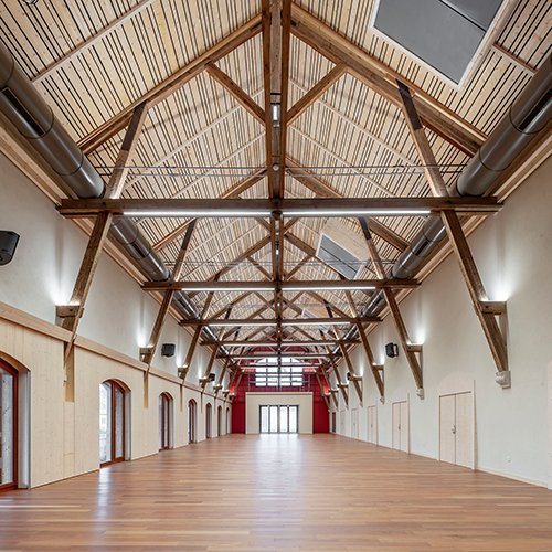 salle culturelle à Morteau - 25