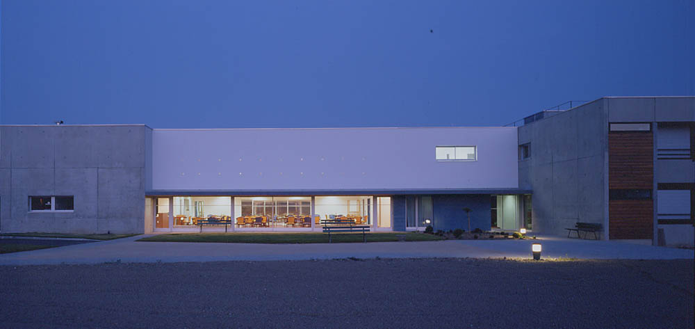 maison de retraite à Corlay - 22 - vue de nuit - photo Luc Boegly ©
