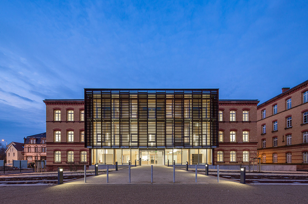 Palais de Justice à Haguenau - 67 - façade sud - photographie Luc Boegly ©