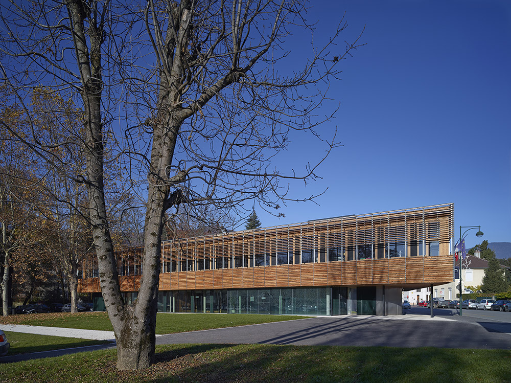 centre des finances publiques à Albertville - 73 - façade sur le parc Aubry - photo Stéphane Chalmeau ©