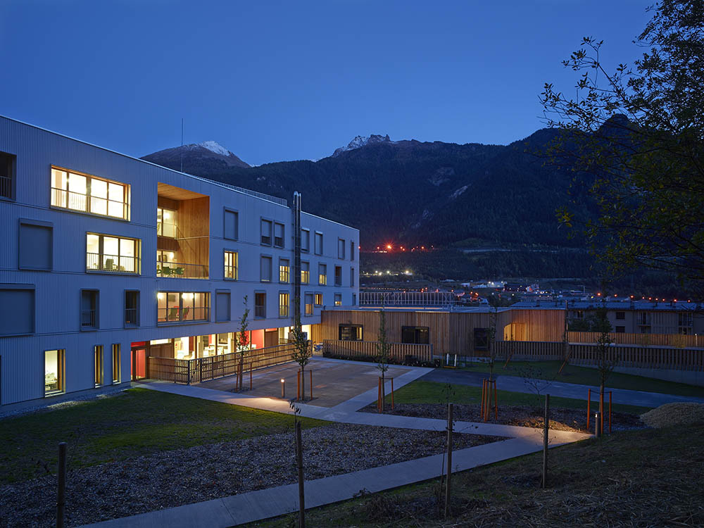ehpad, ssr et unité Alzheimer à Modane - 73 - façade ouest - photo Stéphane Chalmeau ©
